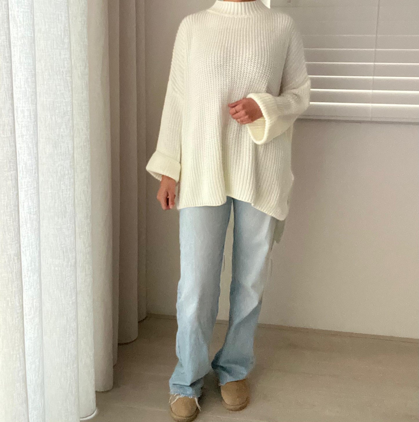 Cozy Long-Back Knit Sweater Shiro